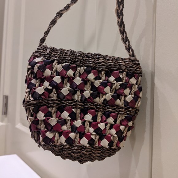 Bohemian Style Handmade Straw Knit Purse - Picture 5 of 5